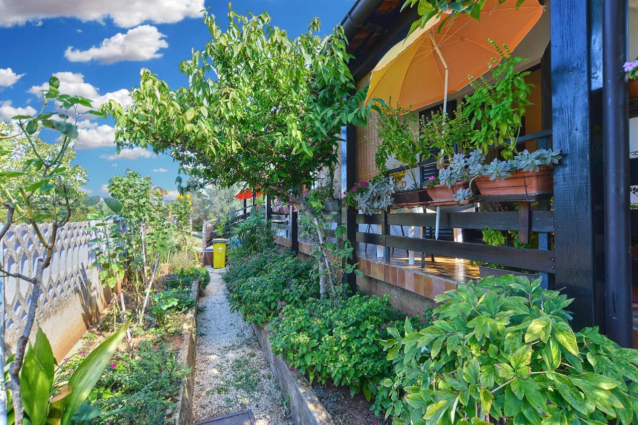 Gasthof Veli Vrh 2208 *