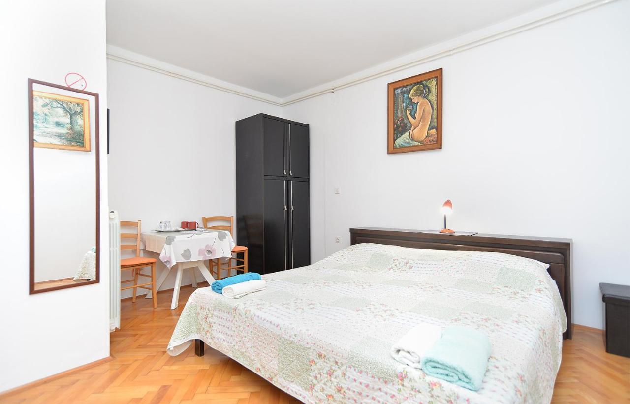 Veli Vrh 2208 Gasthof Pula